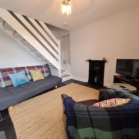 Picturesque 2 Bedroom Miners Cottage Near Bike Park Wales & Brecon Beacons Merthyr Tydfil Buitenkant foto
